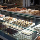 Cafè Chapeau food