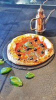 Fuorigrotta Pizzeria drink