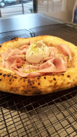 Fuorigrotta Pizzeria food