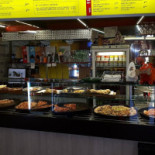 Zeppelin Bistrot And Burger À l'intérieur
