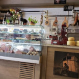Prosciutteria Del Corso À l'intérieur