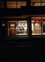 Burger King outside