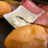 Prètto Prosciutteria E Convivio food