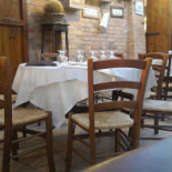 Pizzeria La Capannina Dentro