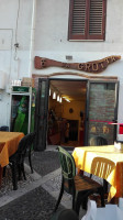 Antica Pizzeria La Grotta inside