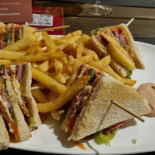 Double Malt Brewery Pub Comida