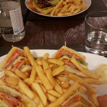 Double Malt Brewery Pub Comida