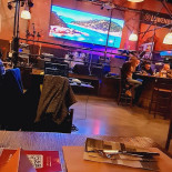Double Malt Brewery Pub Dentro