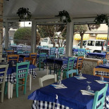 Trattoria Pizzeria Da Mari À l'intérieur