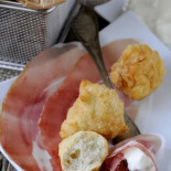 Tennis Club Arca 974 food
