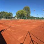 Tennis Club Arca 974 outside