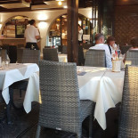 Al Platano E Pizzeria À l'intérieur