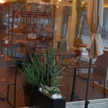 Le Petit Bistr96 Dentro