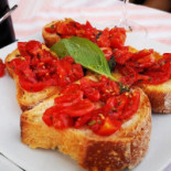 Syrenuse Comida