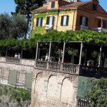 Syrenuse Exterior