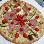 Levà La Pizza Nourriture