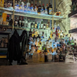 Babalù À l'intérieur