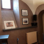 The Gallery Dentro