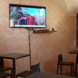 The Gallery Dentro