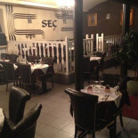 Enjoy À l'intérieur
