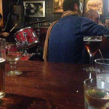 Simon Pub Bebida