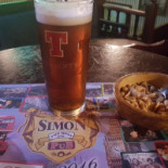 Simon Pub Bebida