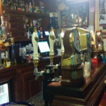 Simon Pub Dentro