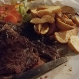Simon Pub Comida