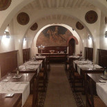 Tre Cristi Enoteca inside