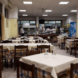 Pizzeria Da Gabriele inside