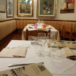 Tavernetta Butterfly inside