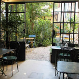 Burici Exterior