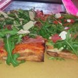 The Crow Pub Comida