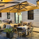 Eccellente Outside
