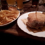 Red Baron Pub Trieste Comida