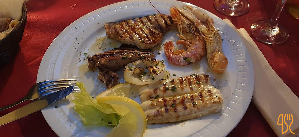 La Pentola D'oro Nourriture