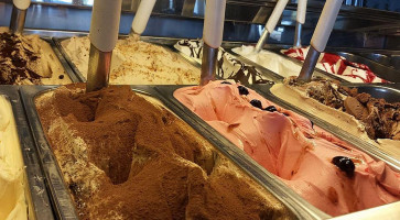 Como Gelateria Paninoteca drink