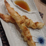 Sushi food