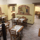 Pizza Pazza Dentro