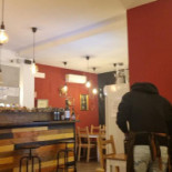 Io Eat&greet À l'intérieur