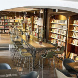 Caffè Dei Libri À l'intérieur