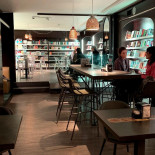 Caffè Dei Libri À l'intérieur