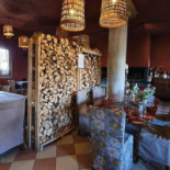 Albronsèr À l'intérieur