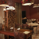 Albronsèr À l'intérieur