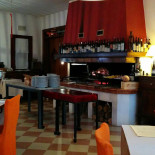 Albronsèr À l'intérieur