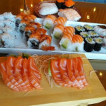 Ino Sushi Nourriture