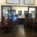 Caffè Tommaseo À l'intérieur