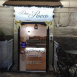 Don Rocco À l'intérieur