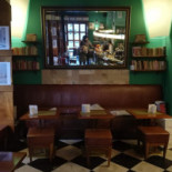 Café James Joyce À l'intérieur