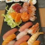 I-sushi food
